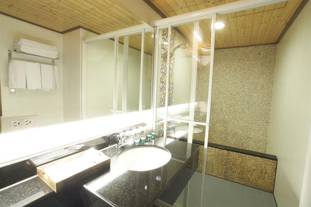 Han She Hotel Taipei Exterior photo